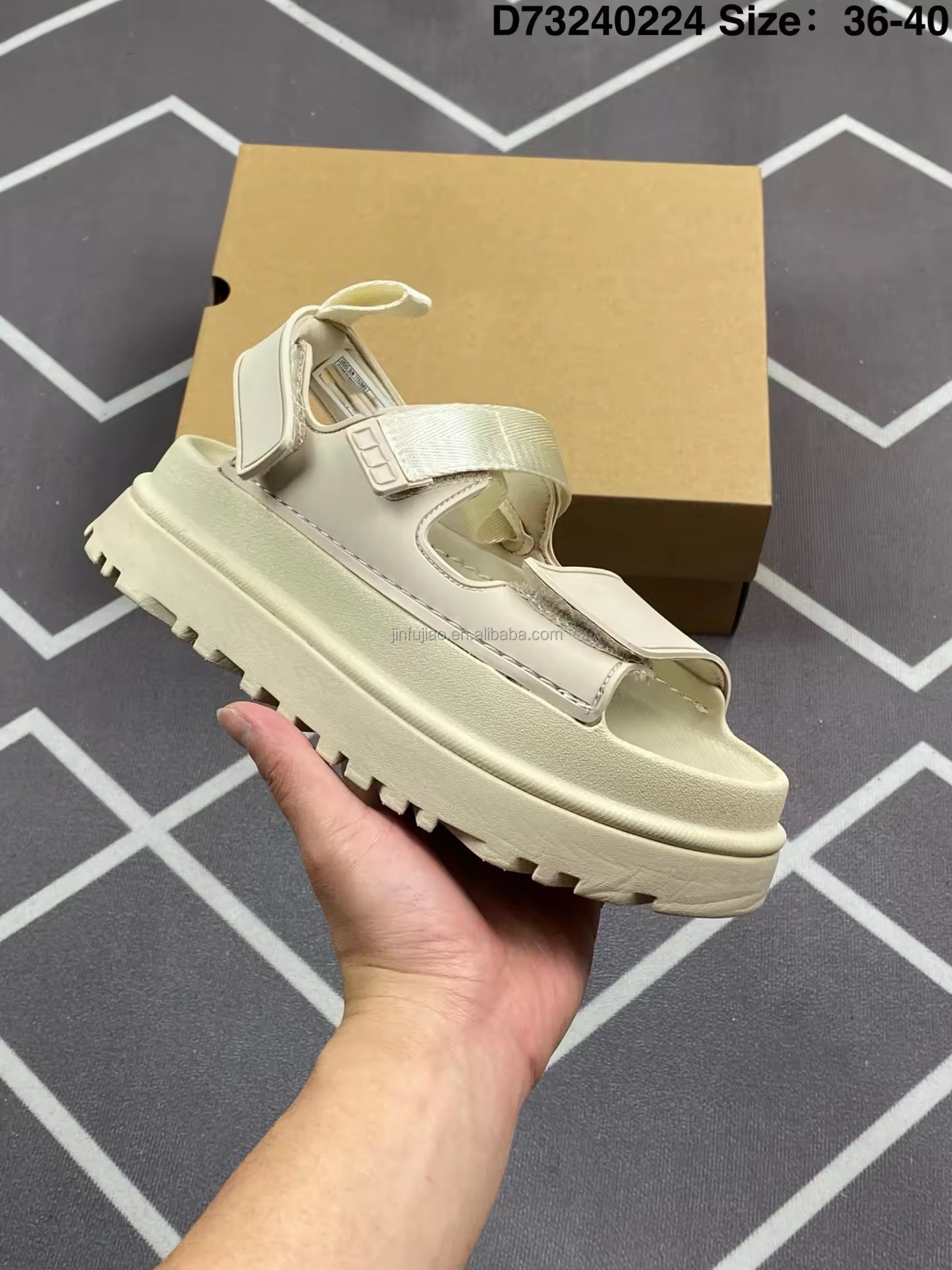 סנדל פלטפורמה - 2025 קיץ